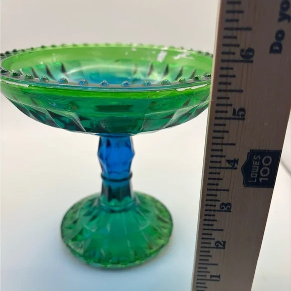 Elegant Green and Blue Glass Bowl - Picture 2 of 14
